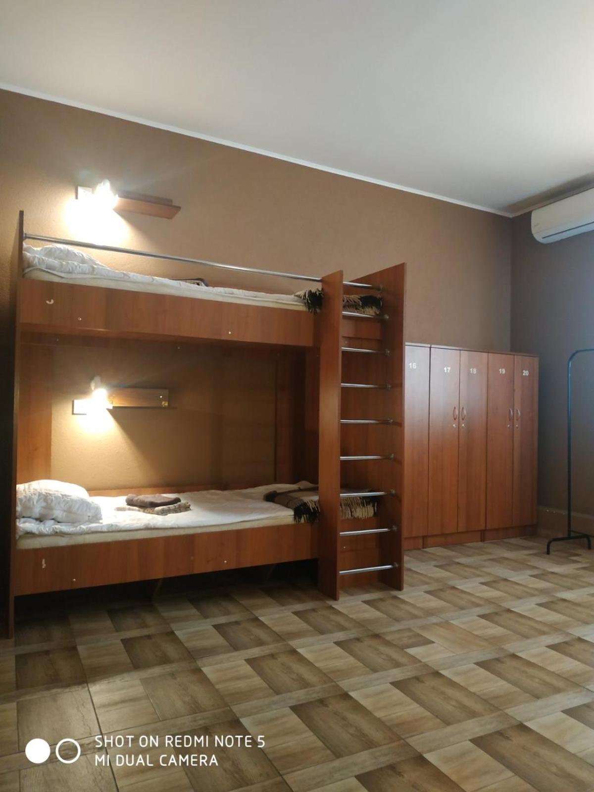 Yurus Hostel Lviv Exterior photo