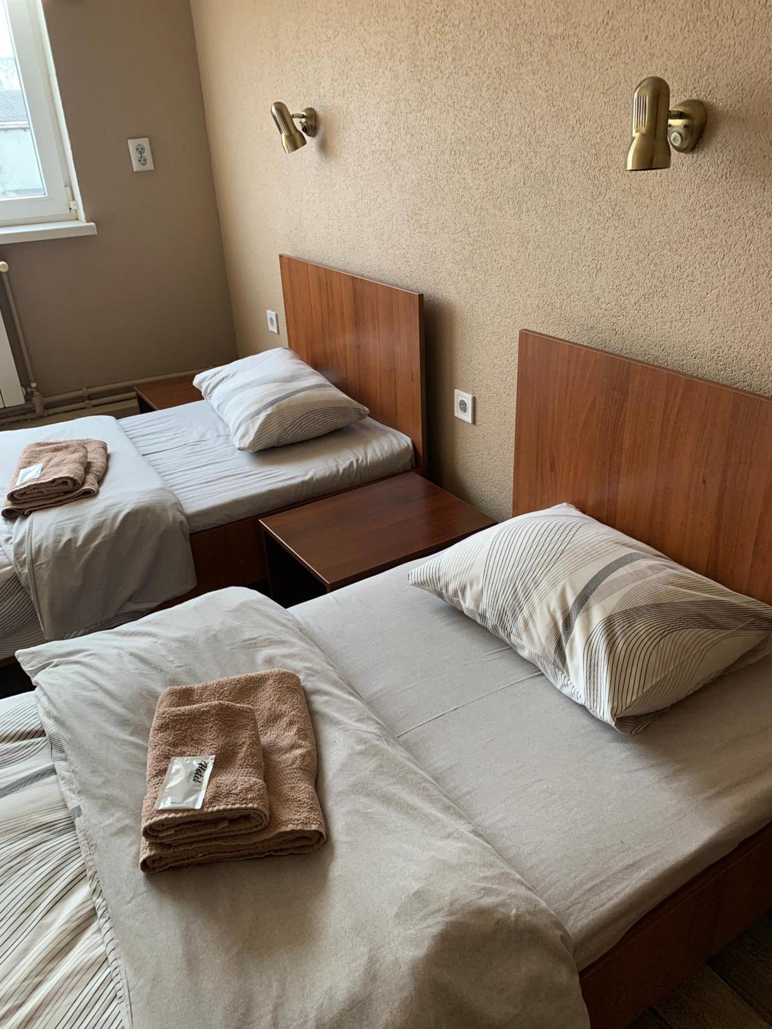 Yurus Hostel Lviv Exterior photo